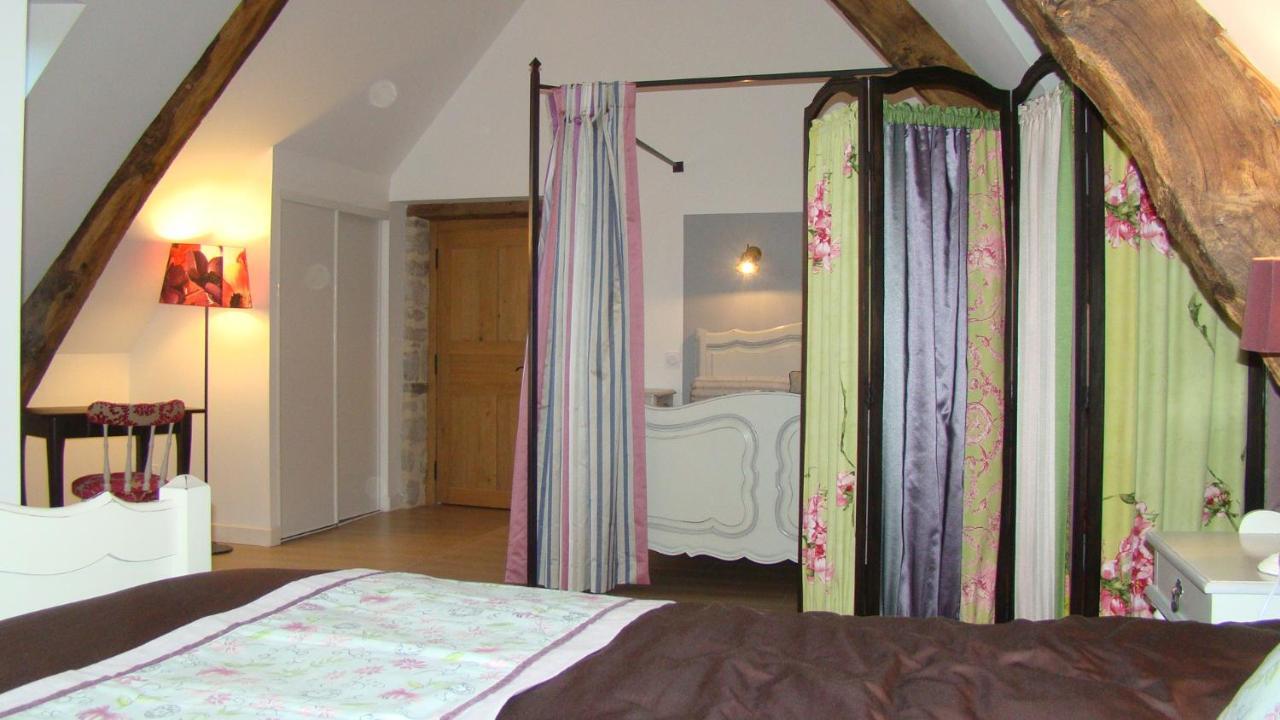 Manoir De La Ville Marie Hirel Екстериор снимка