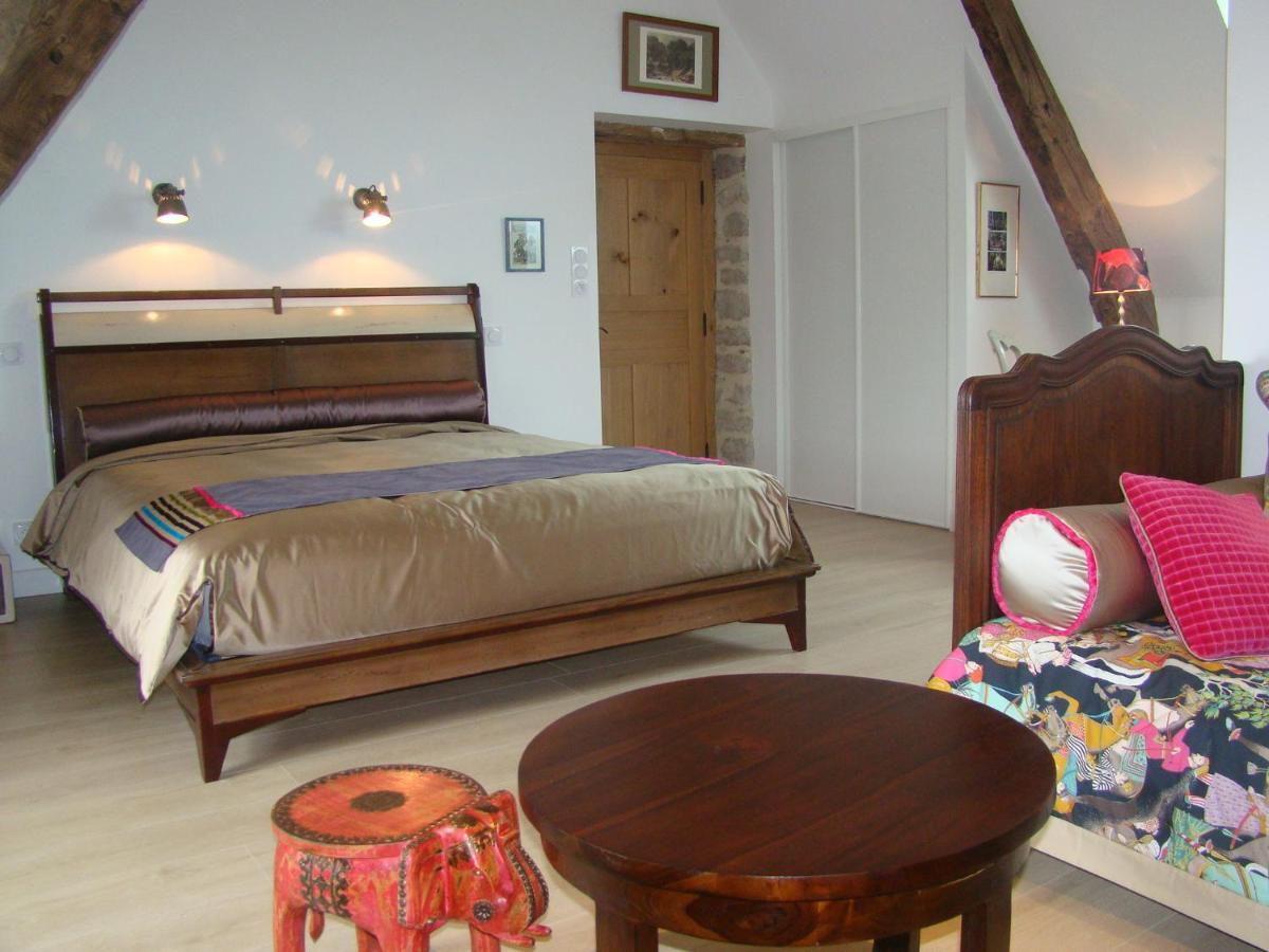 Manoir De La Ville Marie Hirel Екстериор снимка