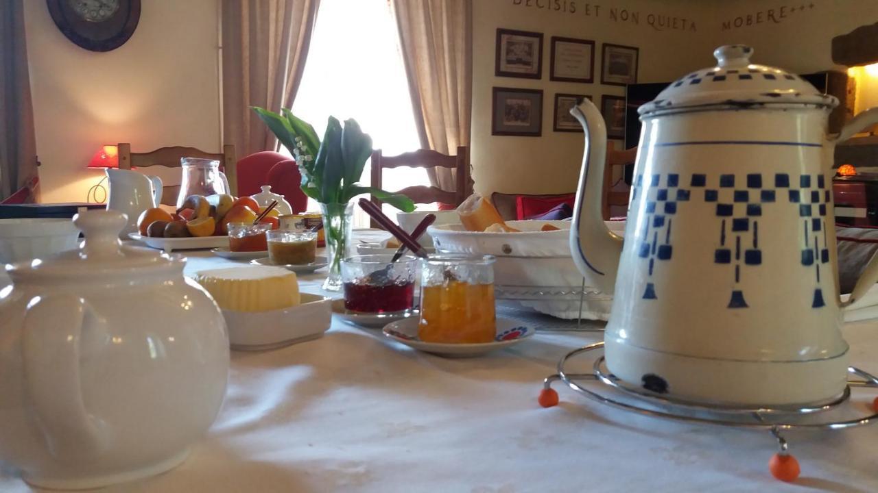 Manoir De La Ville Marie Hirel Екстериор снимка